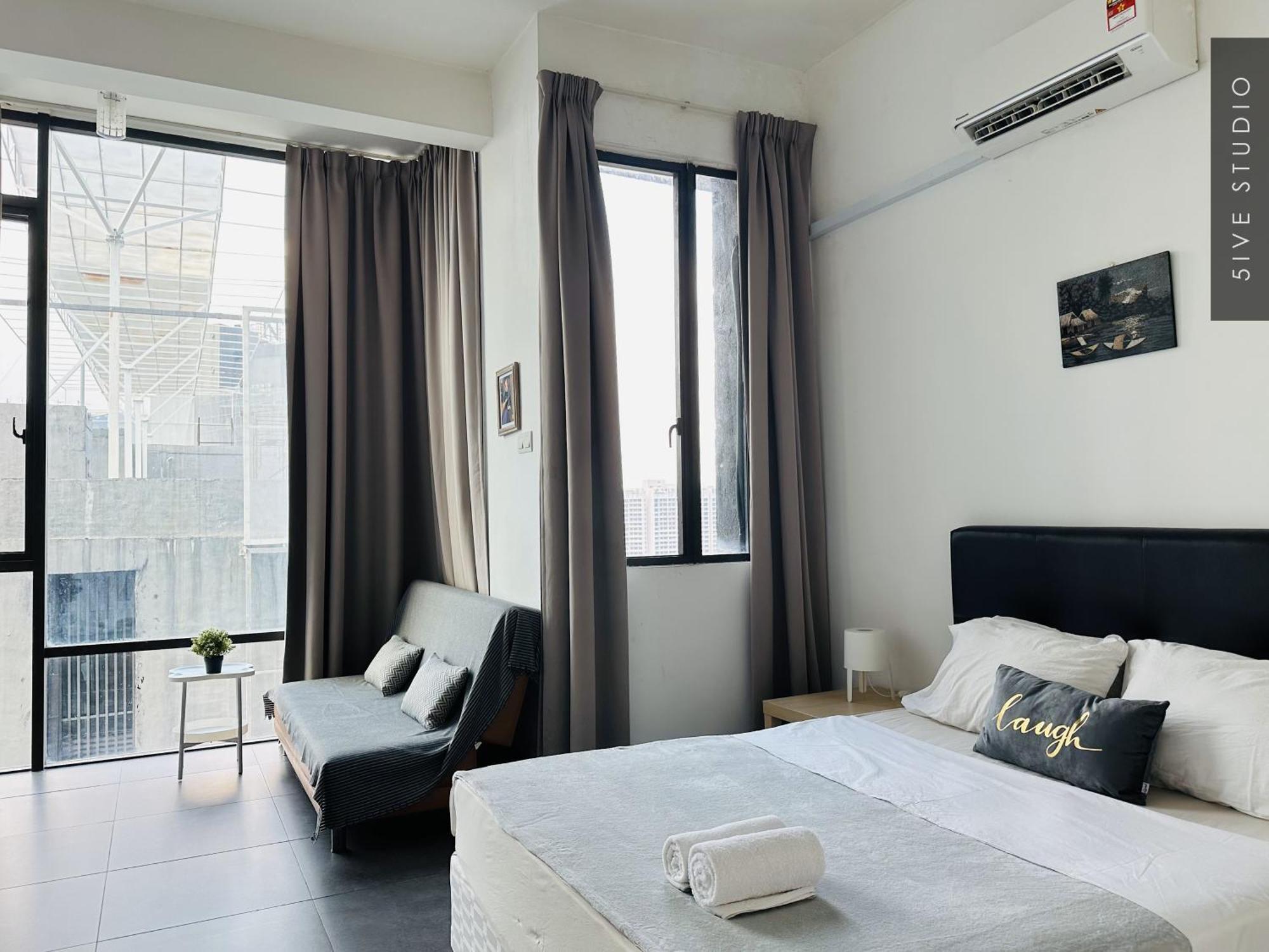 Five Studio - Empire Damansara Petaling Jaya Luaran gambar